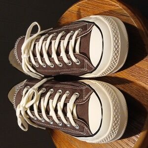 New Unisex Brown Converse Men's 9/Women's 11